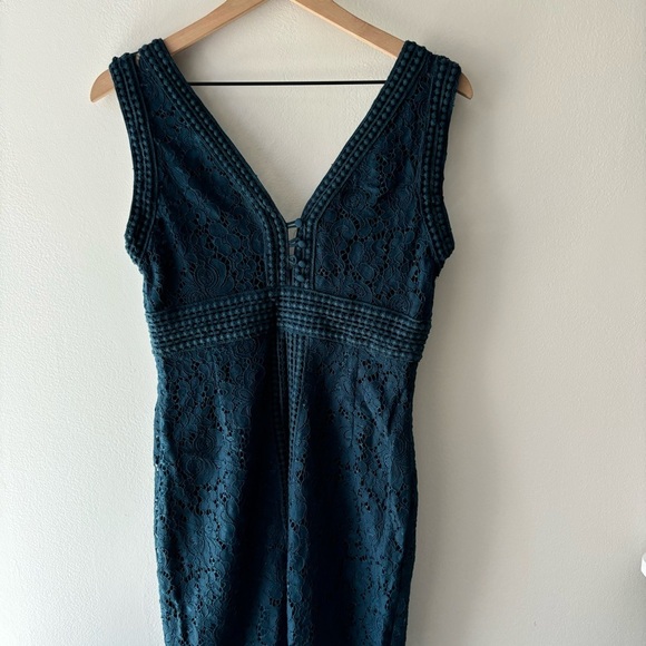 Bardot Morgan Front Slit Lace Cocktail bodycone Dress Size 6/M - Picture 6 of 7